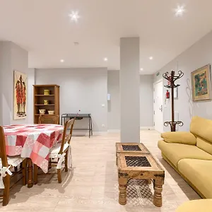  Apartamento Salgeta Reformado Amplio Y Acogedor Con Wifi